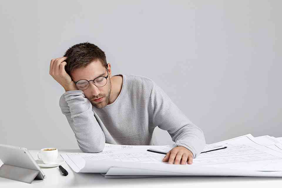 Fatigue Side Effect: Will Semaglutide Make You Tired? featured image